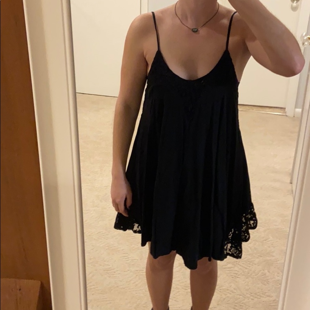 Tobi Ladies First Black Shift Dress with Lace XS